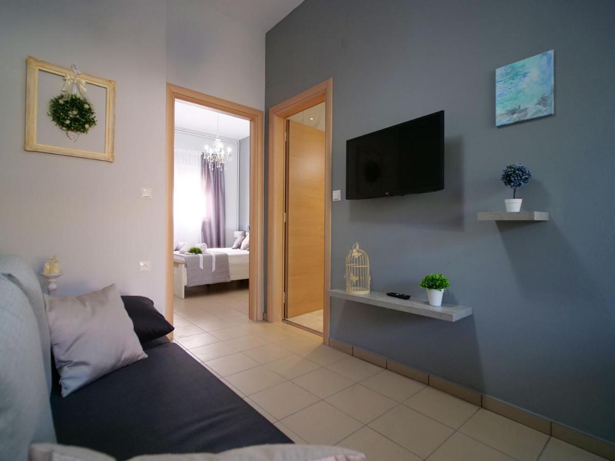 Villa Verde 200 Meters From The Beach Nea Iraklitsa 외부 사진